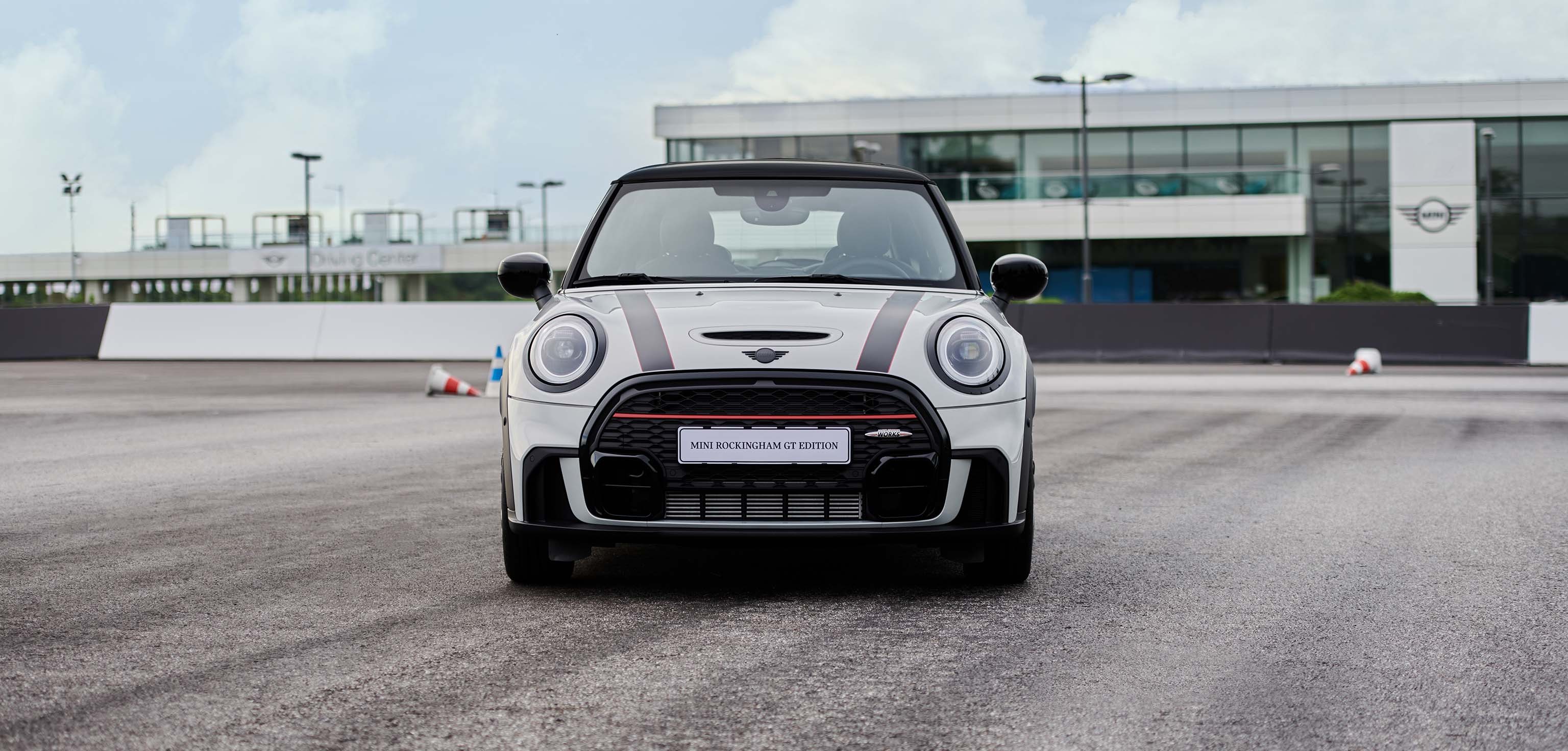 MINI ROCKINGHAM GT EDITION.